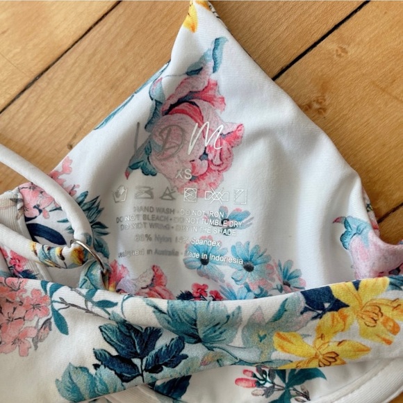 VDM floral bikini top & bottom - Picture 6 of 7